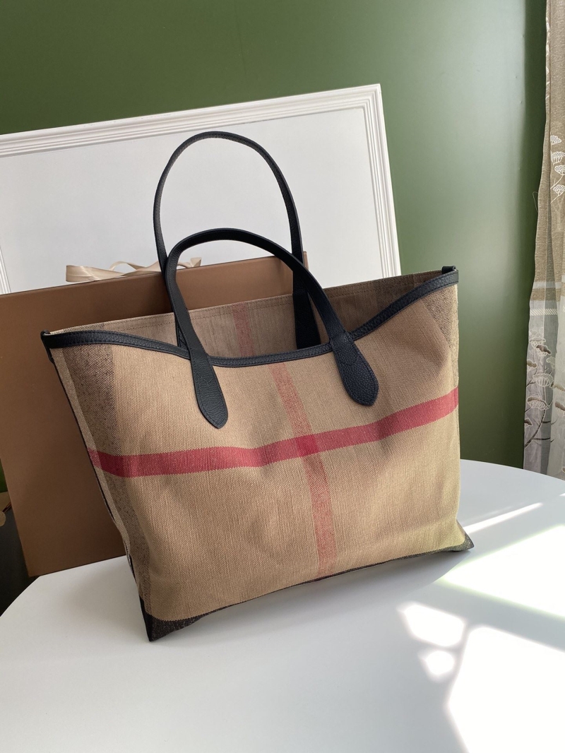 Bv*b*rry shopping bags